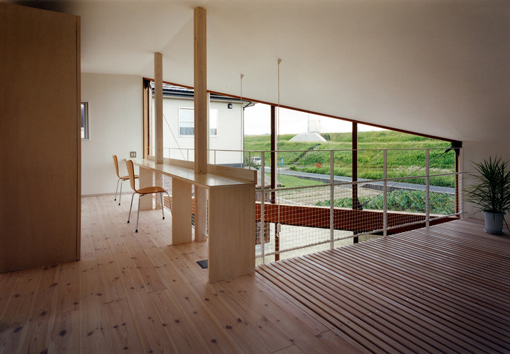 デッキスペースと学習室