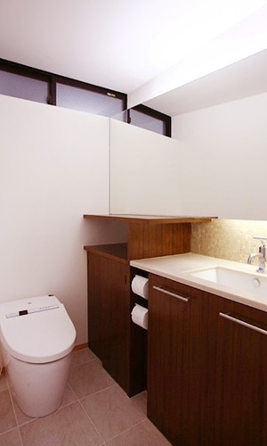 収納力抜群の洗面トイレ