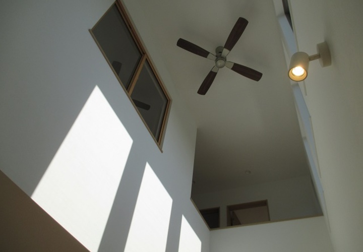 リビングの吹き抜け