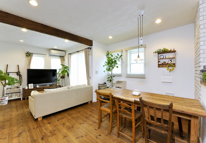 リビングダイニング