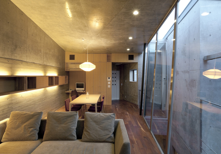 リビングダイニング見返し