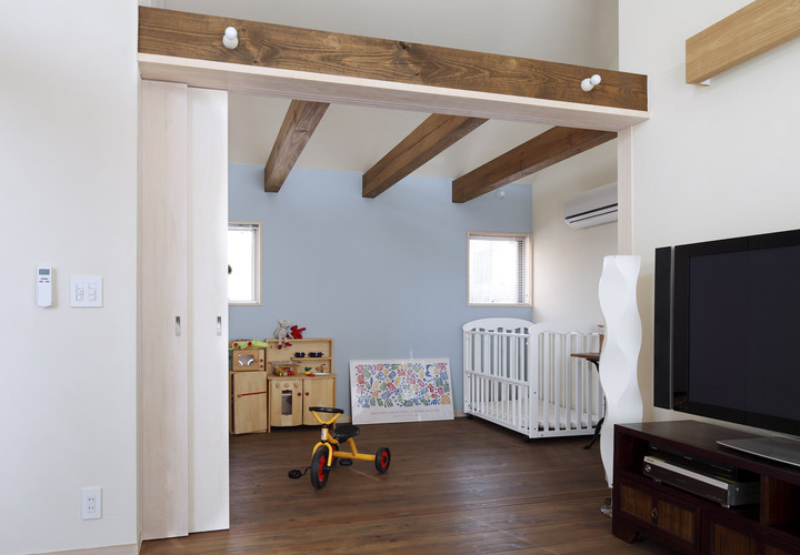 リビング横のプレイルーム