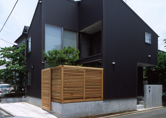 綱島ＦＳ邸＜角地を生かしたコンパクトな家＞