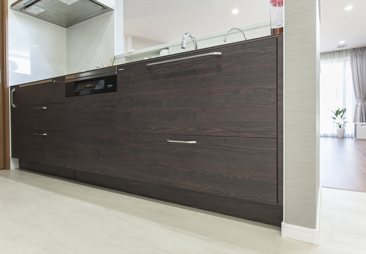 上品な色合いが特徴的な対面キッチン