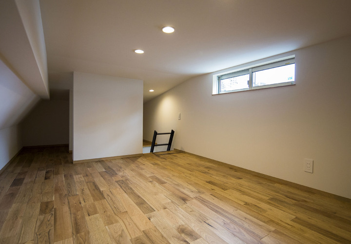 収納に大活躍のロフト