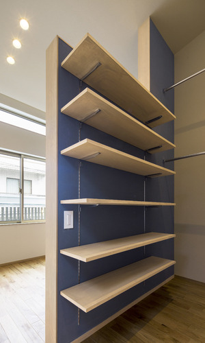 部屋を狭く見せない収納