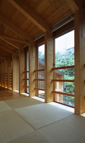 柱間照明（昼）