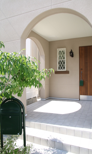 こどもたちのただいまー！の声が響き渡る玄関