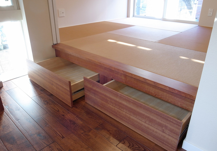 リビングと一体となった小上がり