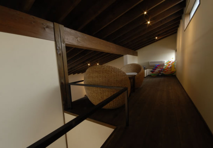 風の家のリビング