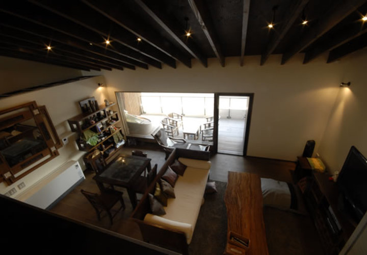 風の家のリビング