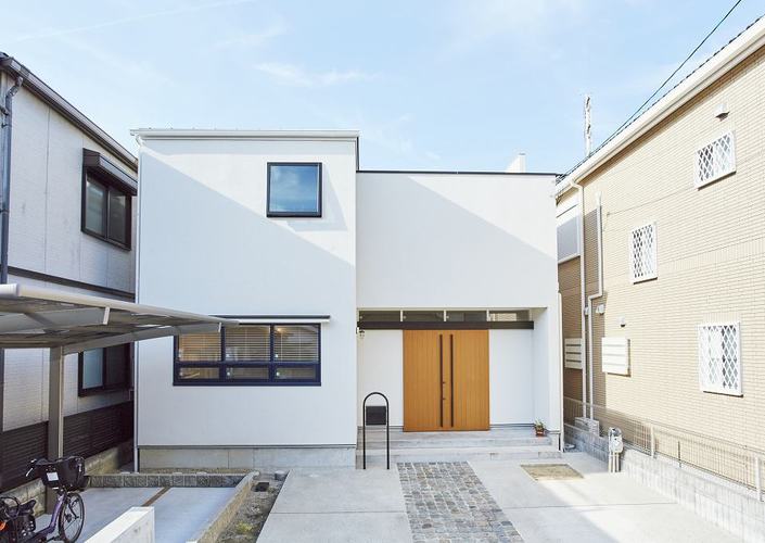 中庭とつながる自由な暮らし