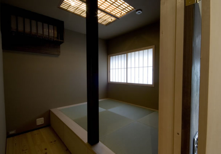 重くて遠い家の書斎