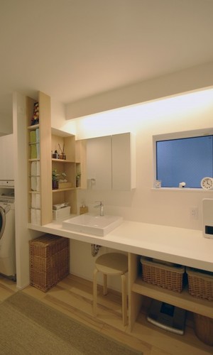 ワイドな洗面化粧台