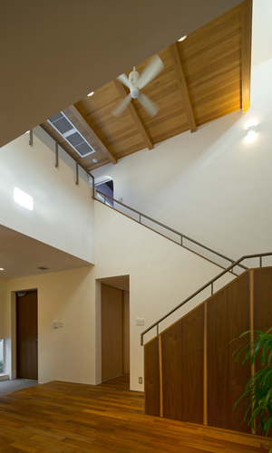 リビング吹き抜け