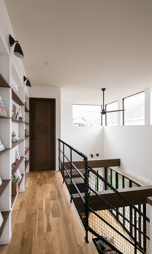 郊外住宅地でナチュラルに暮らす家