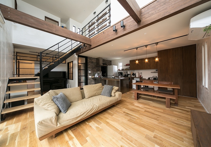 郊外住宅地でナチュラルに暮らす家