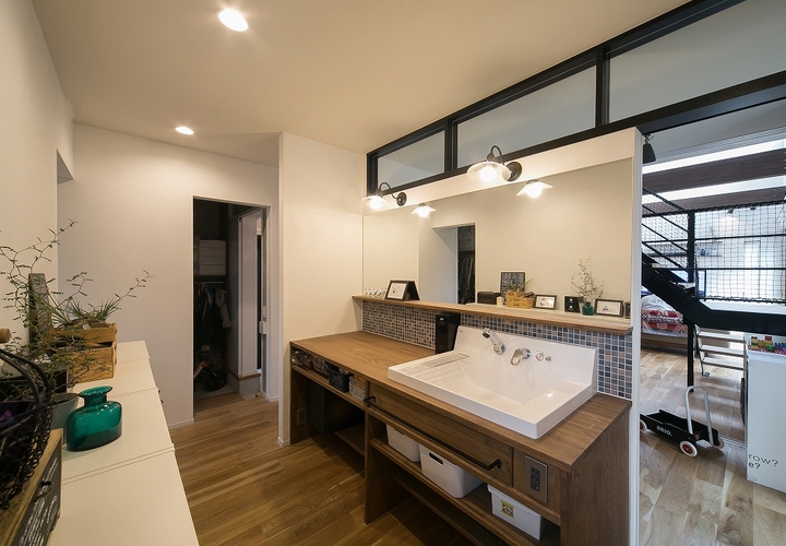 郊外住宅地でナチュラルに暮らす家