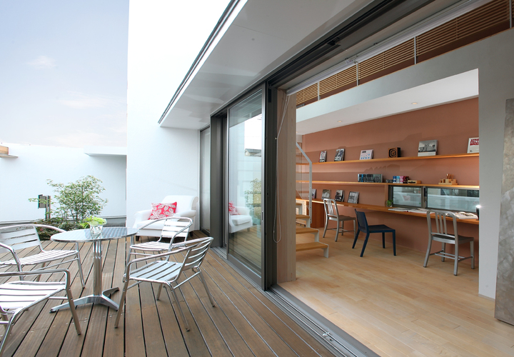 アウトドアリビング