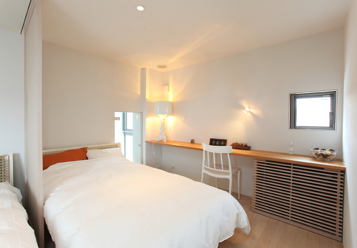 間仕切りのある主寝室