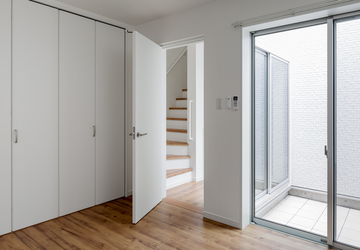 個室｜中庭のテラスハウス｜東京都足立区