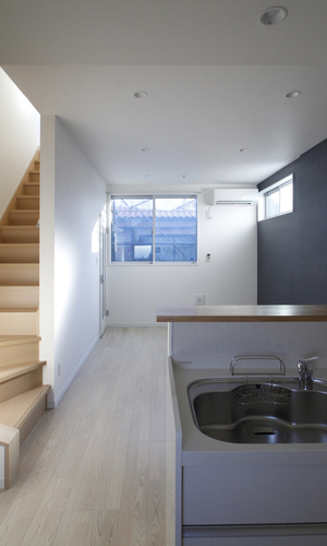 リビング｜土間の家｜東京都足立区