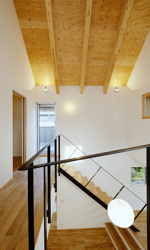 2階中央部の吹き抜け