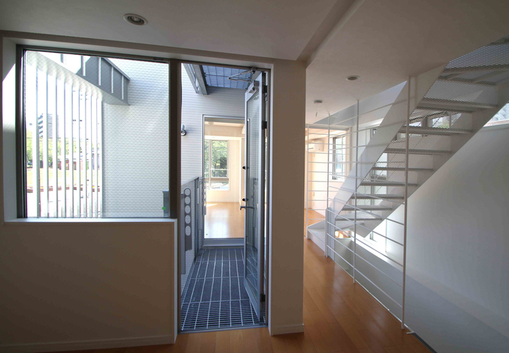 狭小間口の家｜東京都北区