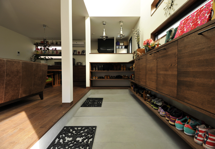 広々土間と大容量のシューズボックスが魅力的
