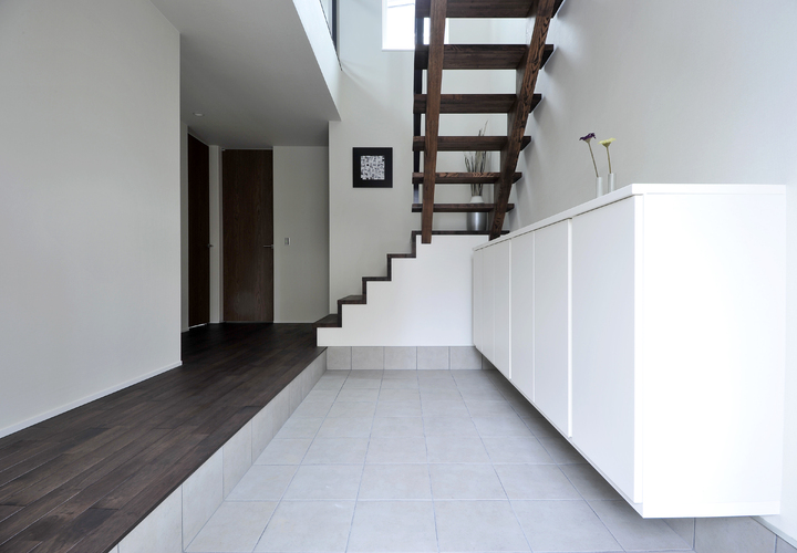 北向きでも明るい玄関