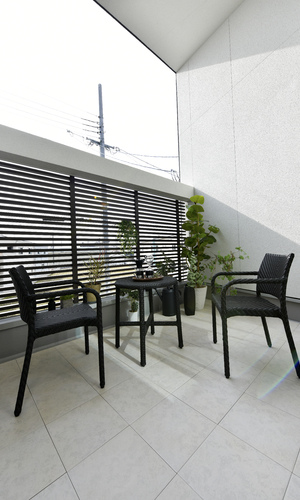 南側に設けたバルコニーが第二のリビング