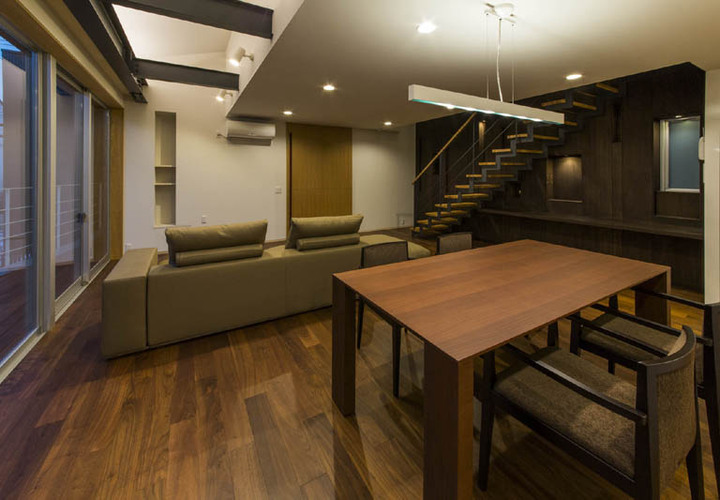 ﾀﾞｲﾆﾝｸﾞ