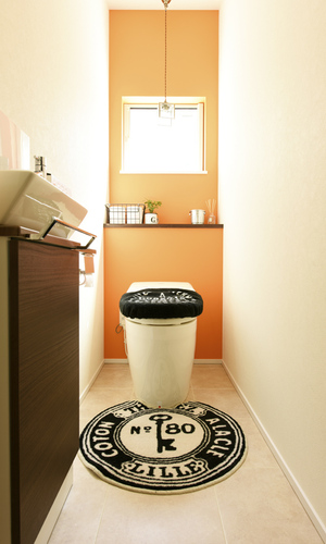 爽やかで明るい雰囲気のトイレ