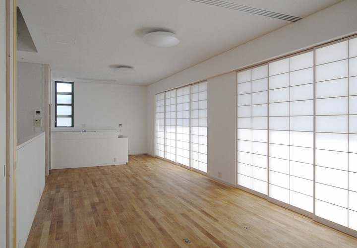 太鼓張り障子を用いたリビング