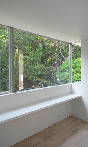 リビングの造付けデスク