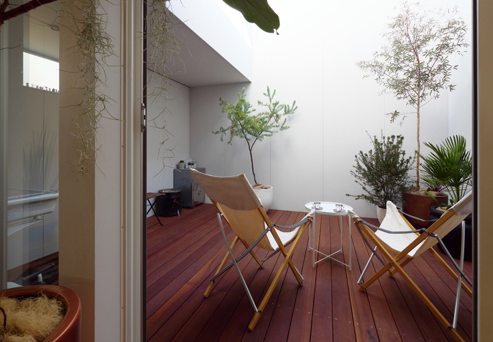 プライベートを満喫できるインナーコート