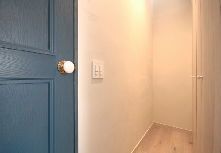 セミオープンなクローゼット・着がえスペース1