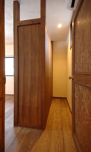 セミオープンなクローゼット・着がえスペース2