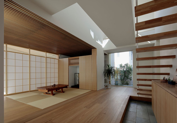 玄関・和室・LDK