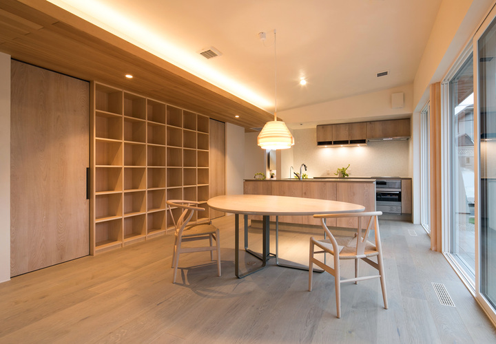 リビング〜キッチン