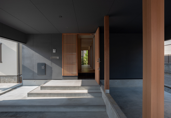 玄関アプローチ