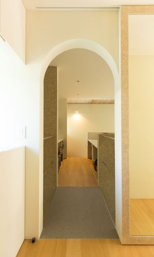 ベッドルーム出入口