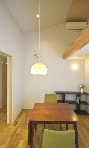 2階ﾀﾞｲﾆﾝｸﾞ