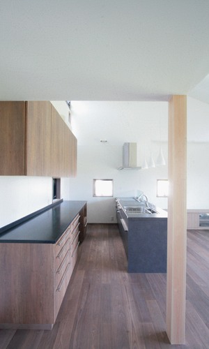 ２階（子世帯）のキッチン