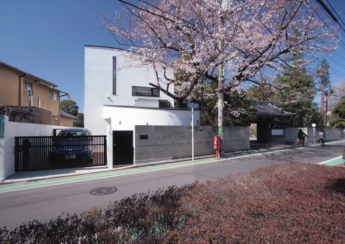 烏山の家 ～無垢材と自然素材の２世帯住宅（庫裏）～