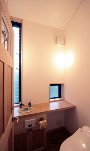 トイレ（２階）