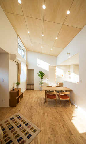 リビングダイニング