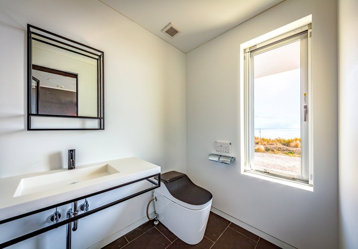 水平線の家｜ゲストルームのバスルーム