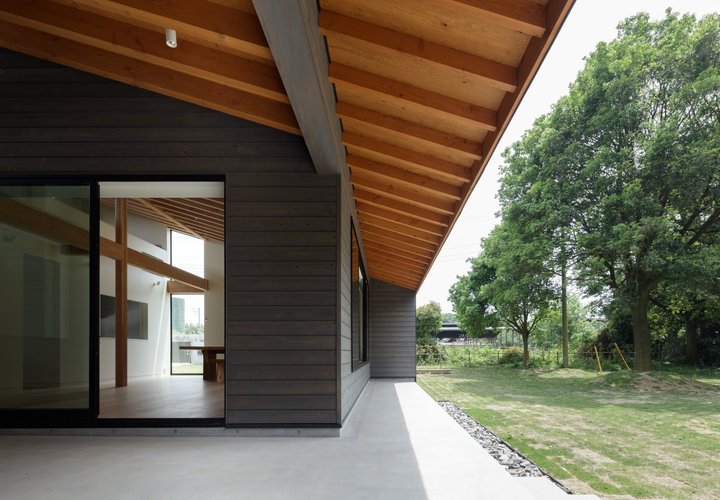 佐倉の別荘｜アウトドアリビング