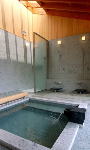 雷山の別荘｜絶景を楽しめる温泉浴室